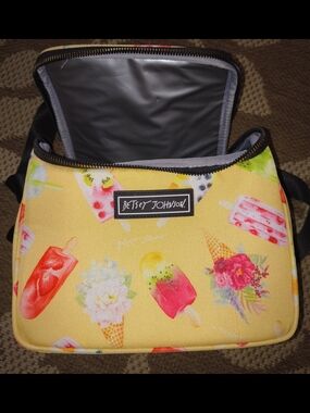 Betsey Johnson Yellow Popsicle Print Insulated Lunch Bag